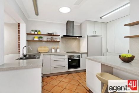 Property photo of 39 Candlebark Circuit Glenmore Park NSW 2745