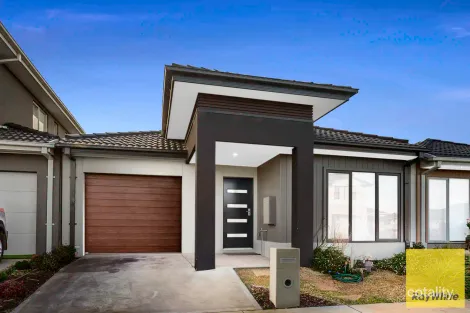 5 Waugh St, Rockbank, VIC 3335