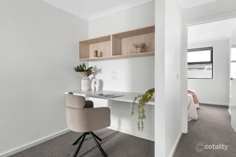 Property photo of 17 Selma Walk Donnybrook VIC 3064