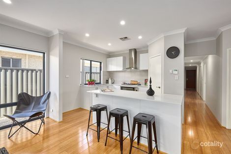 Property photo of 31 Wattleseed Avenue Treeby WA 6164