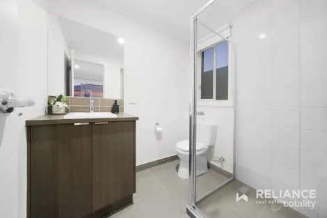 Property photo of 7 Duclair Avenue Werribee VIC 3030