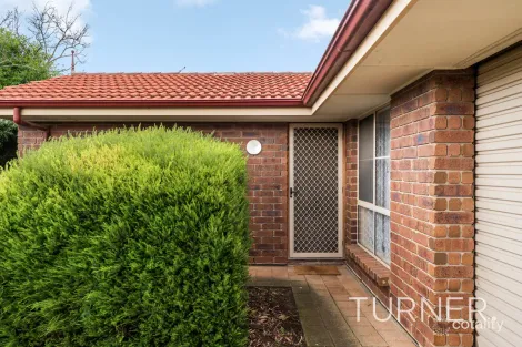 Property photo of 2/11 Buttercup Grove Morphett Vale SA 5162