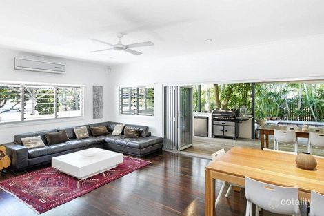 Property photo of 6 Flagship Court Castaways Beach QLD 4567