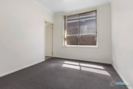 Property photo of 44 Matthew Bell Way Jordan Springs NSW 2747