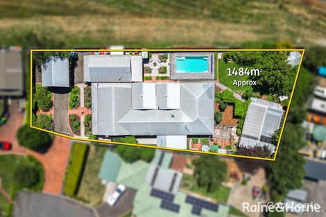 Property photo of 4 Rimfire Court New Gisborne VIC 3438