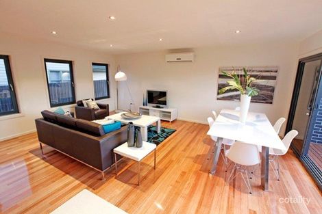 30 Strathmerton St, Reservoir, VIC 3073