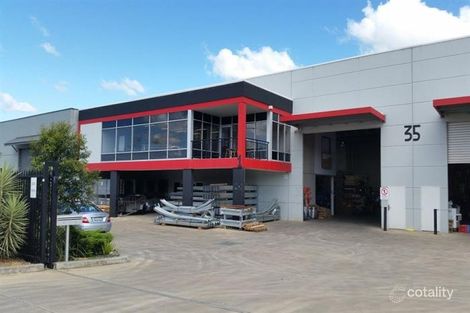 35 Bluett Dr, Smeaton Grange, NSW 2567