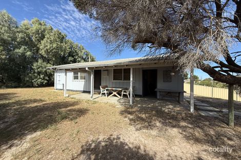 27 Burges St, Port Denison, WA 6525