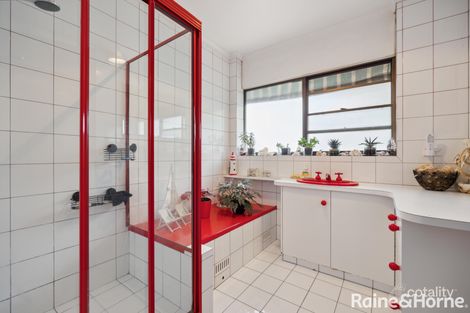 Property photo of 2 Warrigal Avenue Murray Bridge East SA 5253