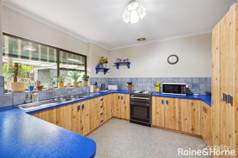 Property photo of 2 Warrigal Avenue Murray Bridge East SA 5253