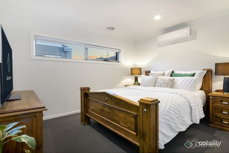 Property photo of 4/17 Madisson Crescent Carrum Downs VIC 3201