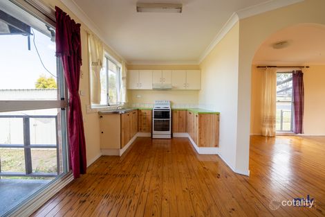 Property photo of 5 Sauvignon Close Eschol Park NSW 2558