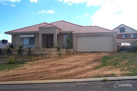 Property photo of 39 Beresford Gardens Swan View WA 6056