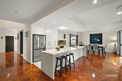 Property photo of 246 Easthill Drive Robina QLD 4226