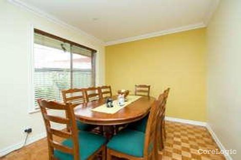 Property photo of 5 Barton Court Gladstone Park VIC 3043