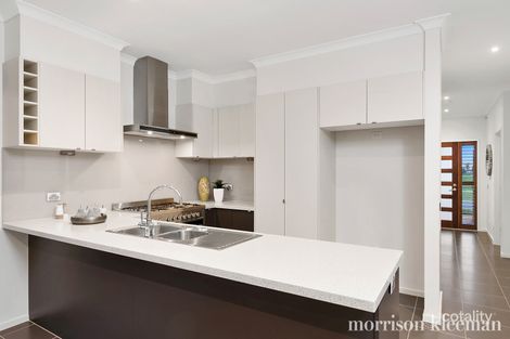 Property photo of 21 Chaucer Way Doreen VIC 3754