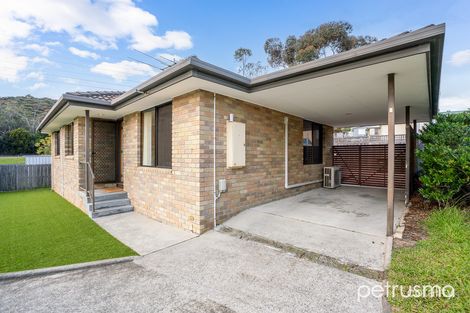 Property photo of 2/17 Kallora Street Mornington TAS 7018