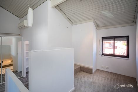 Property photo of 113 Ingleton Lane Mount Lawley WA 6050