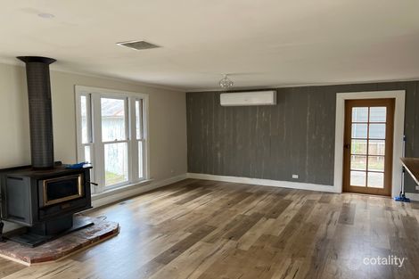 Property photo of 21 Morrow Road Gisborne VIC 3437