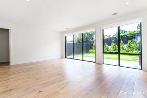 Property photo of 43 Stables Circuit Doncaster VIC 3108