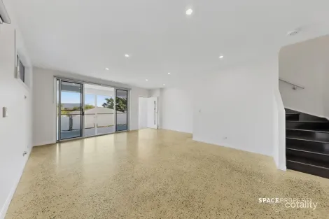 24A GLASSEY ST, RED HILL, QLD 4059