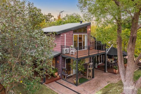 Property photo of 2 View Terrace Darlington WA 6070