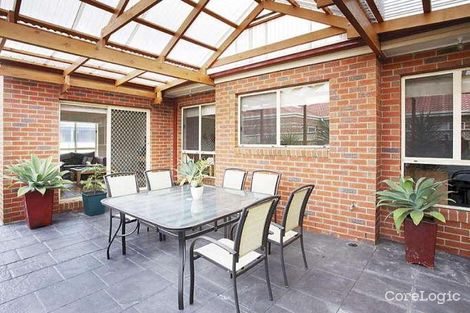 Property photo of 20 Rutherglen Crescent Gowanbrae VIC 3043