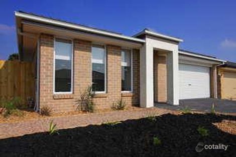Property photo of 10 Trafford Road Carrum Downs VIC 3201