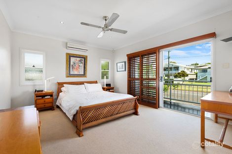 Property photo of 30 Stratton Terrace Wynnum QLD 4178