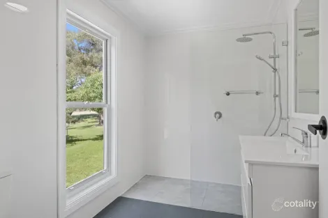Property photo of 1 Simms Lane Parkesbourne NSW 2580