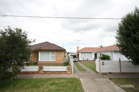 9 Waiora Ave, Hamlyn Heights, VIC 3215