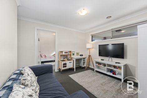 Property photo of 67 Warburton Drive Lucas VIC 3350