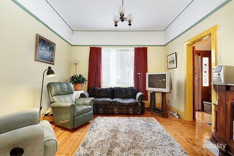 Property photo of 14 Seaview Crescent Seaholme VIC 3018