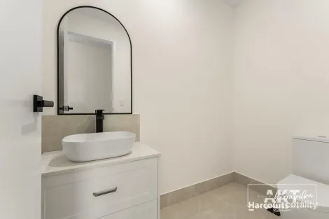 Property photo of 72 Pinnacles Street Yarrabilba QLD 4207