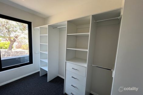 Property photo of 2/7 Marlene Close Doncaster East VIC 3109