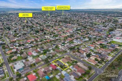 Property photo of 79 Vista Drive Melton VIC 3337