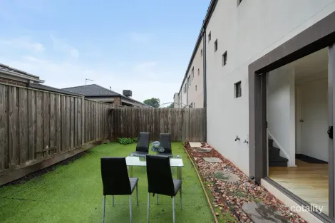 Property photo of 31 Arlington Park Parade Mickleham VIC 3064