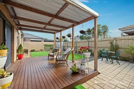 Property photo of 42 Dargo Crescent Doreen VIC 3754