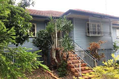 Property photo of 35 Sutton Avenue Sandgate QLD 4017