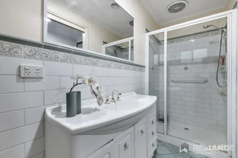Property photo of 8 The Avenue Sunbury VIC 3429