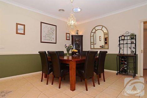 Property photo of 1 Como Glen Caroline Springs VIC 3023