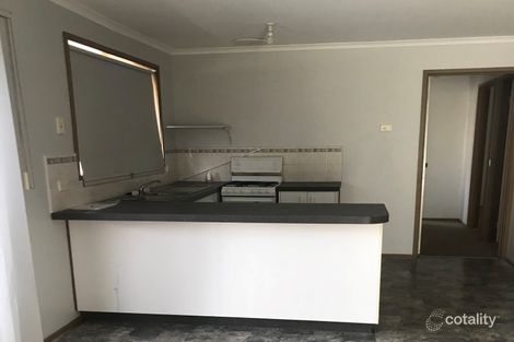 Property photo of 4 Bysouth Court Pakenham VIC 3810