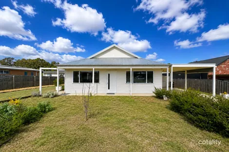 8 Yeats St, Castlemaine, VIC 3450