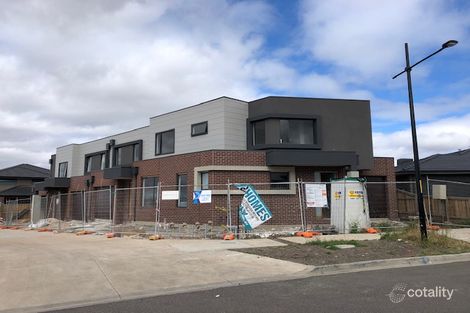 Property photo of 2/3 Perease Road Wollert VIC 3750