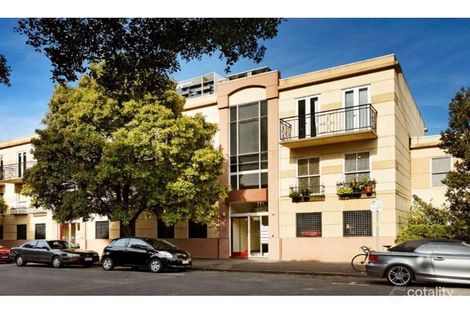 2/5 Miles St, Southbank, VIC 3006