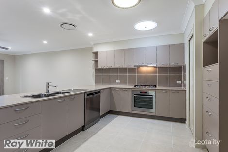 Property photo of 17 Watarrka Avenue Fitzgibbon QLD 4018