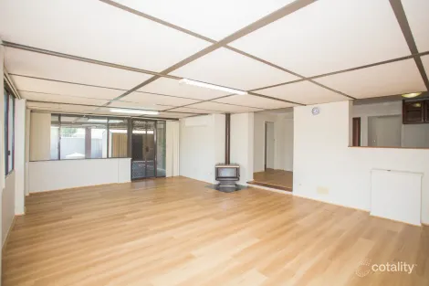 Property photo of 13 Duff Road Riverton WA 6148