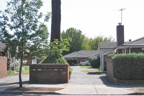 Property photo of 301/1 Wallace Avenue Toorak VIC 3142