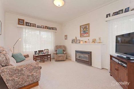 Property photo of 4 Wolai Avenue Bentleigh East VIC 3165