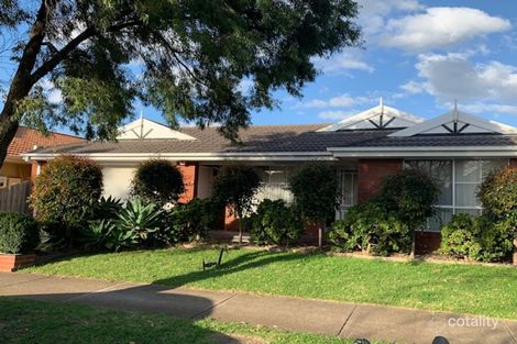 8 Heritage Gdns, Sydenham, VIC 3037